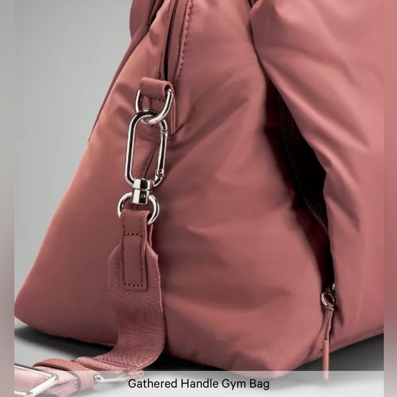 Lululemon Gathered Handle Gym Bag Vol 14L in Spiced Chai ( mauve pink ) - Picture 10 of 15